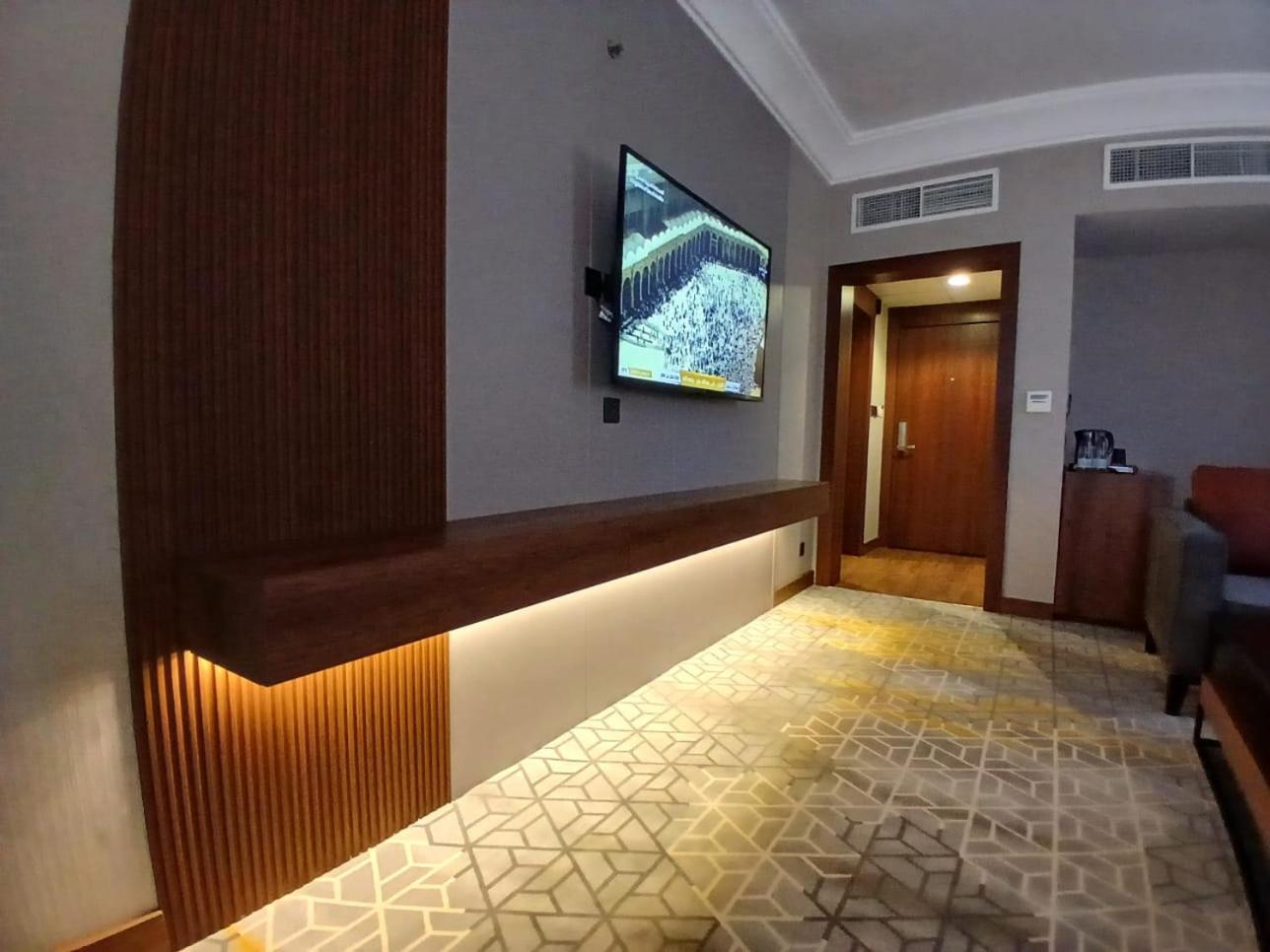 Crown Town Hotel Джедда Экстерьер фото
