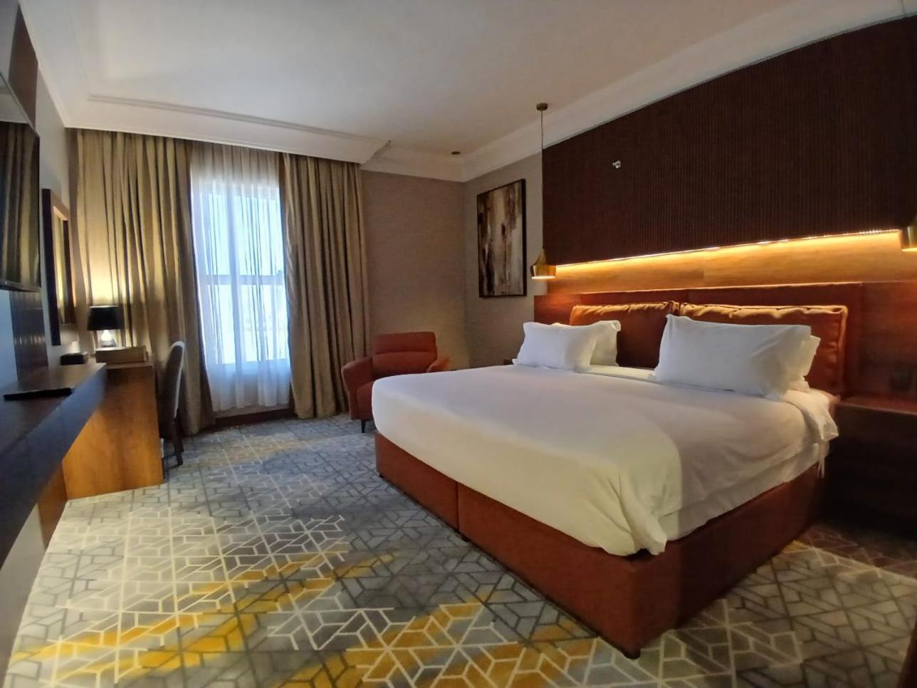 Crown Town Hotel Джедда Экстерьер фото